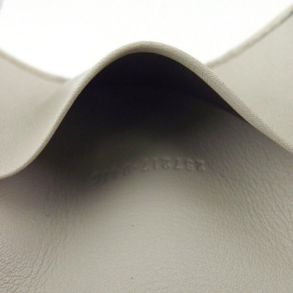 GUCCI Key Case Gucci Mabeige Gray Gray Leather Authentic - Picture 7 of 9